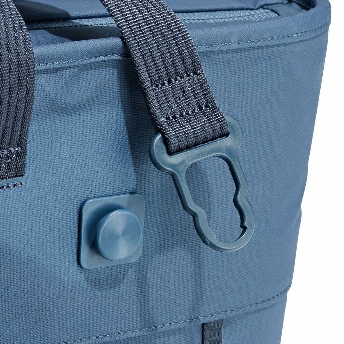 carryouttm-soft-cooler-tote-30-l-q6 250815_hydro_cooler_details_14841_6.jpg