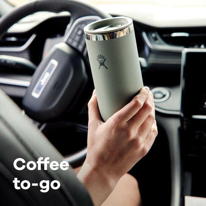 20-oz-coffee-cup-i1 f25_new-colors_pdp-carousel-1_tailgate_16ozcoffeecup_lifestyle_5.jpg