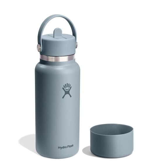 32-oz-straw-bottle-and-boot-bundle-d2 group_199_1.jpg