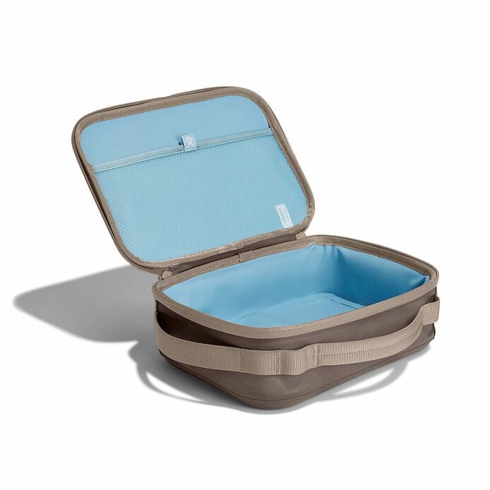 5-l-carry-outtm-lunch-box-w9 lbox217_5lcarryoutlunchbox_sandpiper_angled.jpg