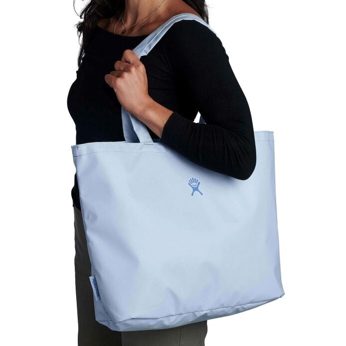 20-l-tag-along-tote-z6 rt20484_20ltagalongtote_surf_hb_1_1.jpg