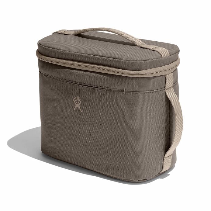 8-l-insulated-lunch-bag-j6 sl8217_8linsulatedlunchbag_sandpiper_angled.jpg
